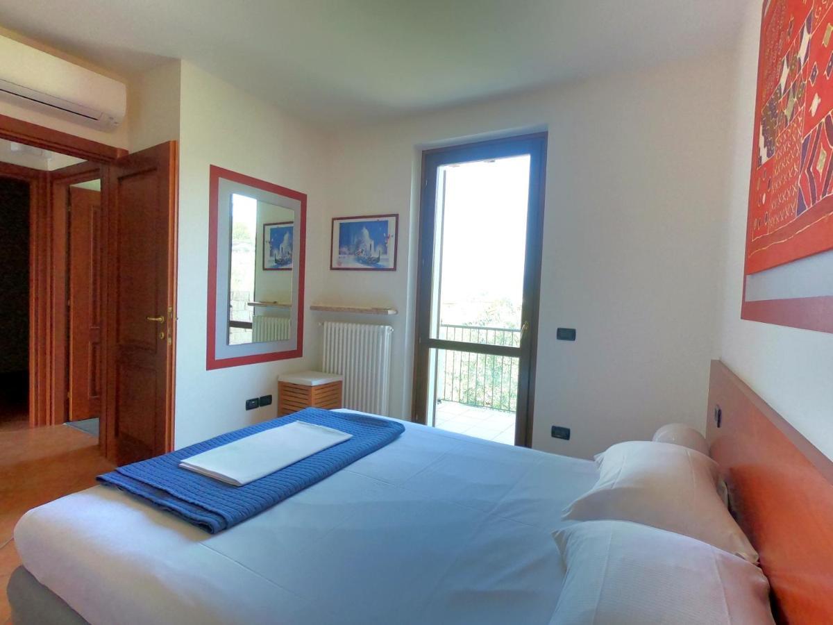 Evelyn Pool Apartment -Only Family- Bardolino Exterior foto